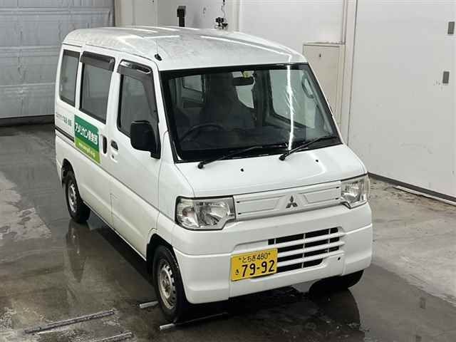 90214 Mitsubishi Minicab van U62V 2013 г. (MIRIVE Saitama)